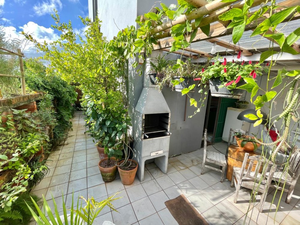 Apartamento - Venda - Coqueiros - Florianpolis - SC